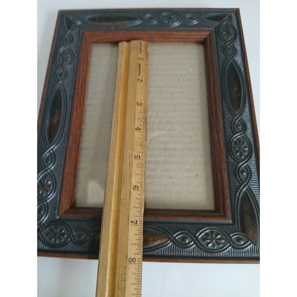 Vintage Carved Ornate Solid Wood Glass-Velvet Back 4.5 X 6.5 Photo Frame